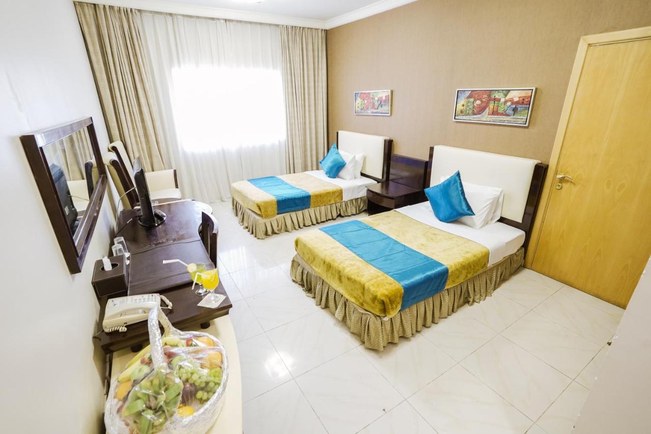 Crystal Plaza 2* Sharjah