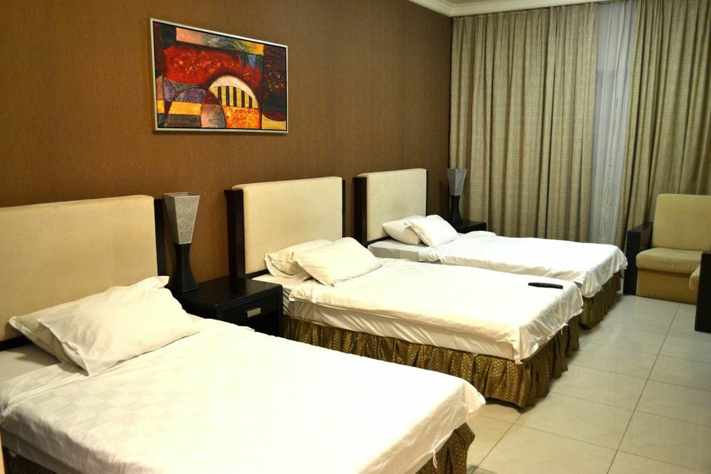 Crystal Plaza 2* Charjah